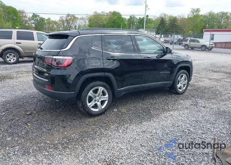 2024 Jeep Compass Latitude 4X4 из США, поврежденный, VIN 3C4NJDBN5RT591025